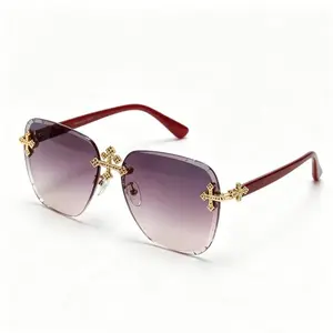 Unisex Retro Rimless Luxury Sunglasses with Crystal Flower Rhinestone Diamond-Cut Edges, Gradient UV400 Lenses, Bling Vintage Fashion Eyewear for Men