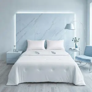 O'Breeze Queen Cooling Comforter, Cool to the Touch, Lightweight Breathable Summer Blanket for Hot Sleepers, Soft All Season Bed Quilt