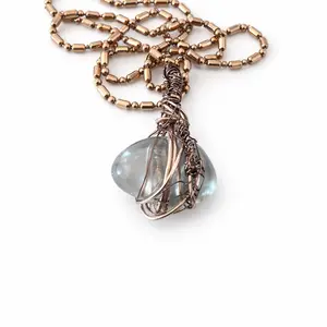 SoulSignal Necklace – Intuitively Wrapped Copper Crystal for Personalized Healing