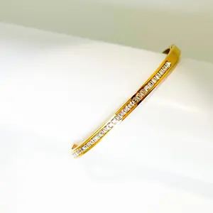 BAYDAN BANGLE GOLD