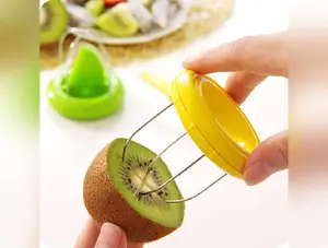 Hot Sale Kitchen Tool Kiwi Fruit Peel Remove Dig Spoon Sets Magic Tool Peeler Segmentation Kitchen Peeler Tools Kitchen Gadget