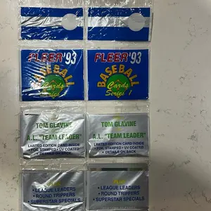 Fleer '93 Baseball Cards Series 1 Tom Glavine Limited Edition Card Inside Foil Stamped UV Coated Details on Back