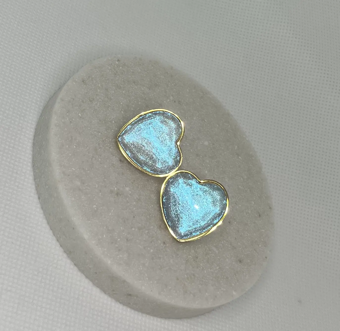aretes de corazón efecto sirena en acero inoxidable (22.04mm)