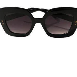 Women's Small Square Sunglasses - UV Protection, Comfortable Fit, Stylish Design, Black Color