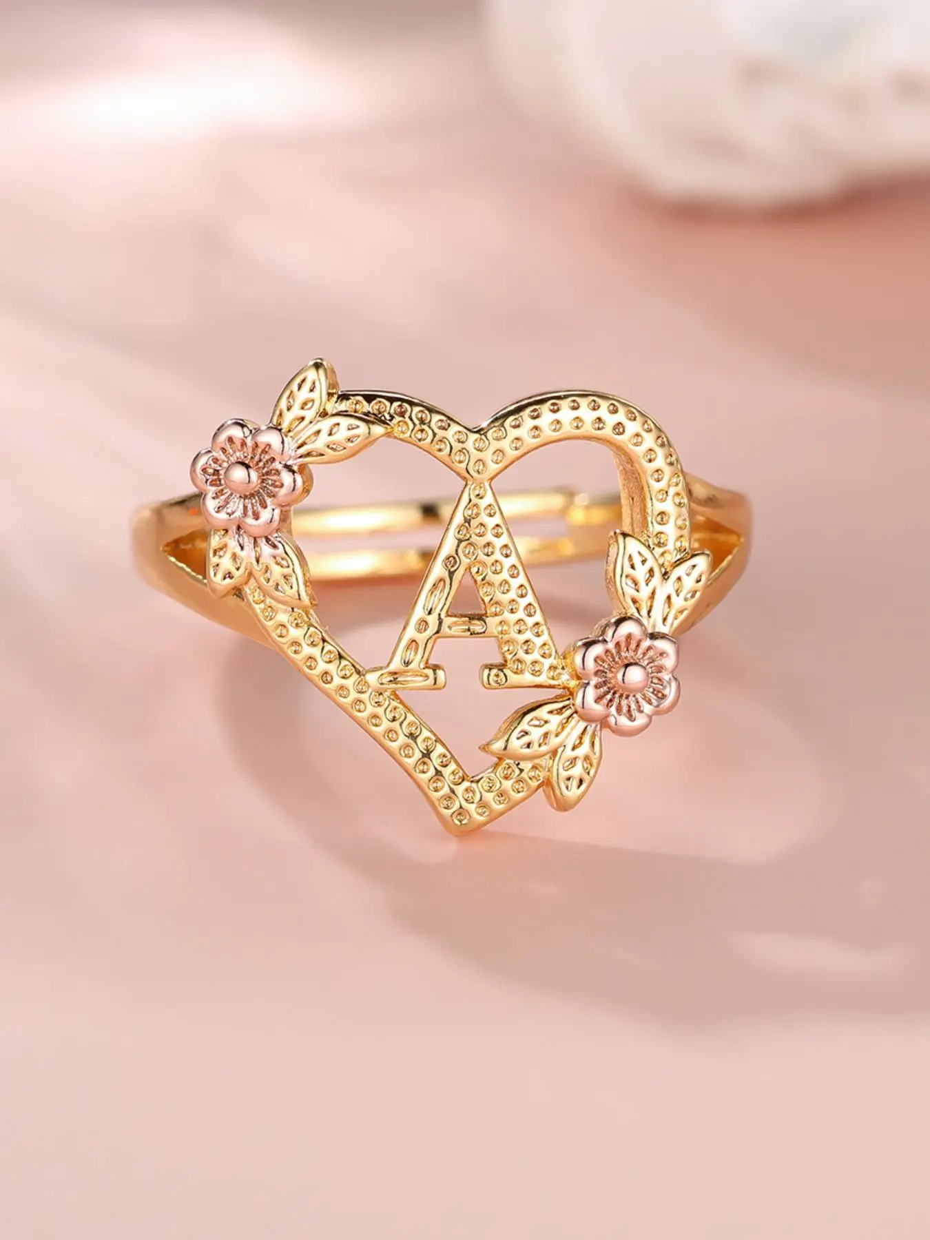2024 Fashion Flower & Heart Design Ring for Girlfriend, Alphabet Design Ring for Women, Unique Rings Jewelry for Girlfriend for Back To School Fall, V