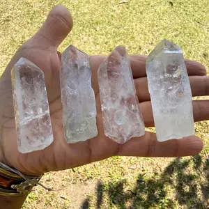 Clear Quartz Crystal Points 2–3″ – Energy Amplifier & Meditation Tools