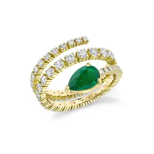 Pear Emerald & Diamond Ring – 18k Gold