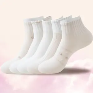 5 Pairs Cute Cotton Ankle Socks for Women – Soft Breathable Crew Socks with Ruffle Trim, Casual Daily Comfort Socks