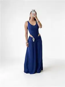 VVZ Set Sleeveless Two-Piece Outfit – Cutout Bodysuit with Wide-Leg Pants