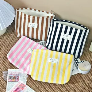 New Striped Makeup Bag, Makeup Storage Bag, Makeup Organizer Pouch, Travel Portable Large Capacity Cosmetic Organizer, Travel Cosmetic Bags, High Aesthetic Multi-Functional Design, Perfect Gift for Women
