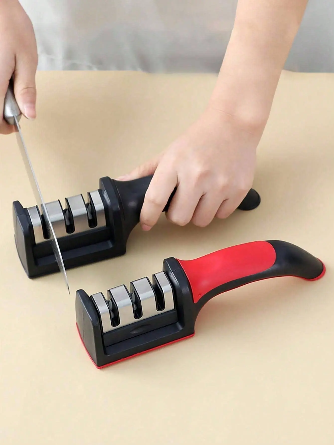 Handheld 3-Stage Multi-Function Knife Sharpener with Non-Slip Base, Quick Sharpening Tool for Kitchen Use, Kitchen Knife Accessory Gadget