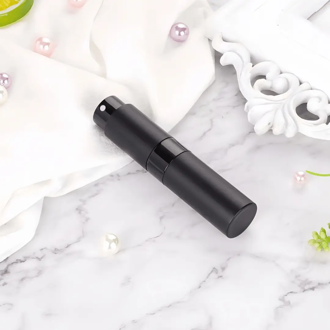 1Pc or 3Pcs 8ml Refillable Perfume Spray Bottle: Leak-proof, portable, Lightweight, Compact design with a fine mist spray nozzle. Perfect for travel, on-the-go use, transferring your favorite fragrances. An ideal choice for carry-on luggage, essent