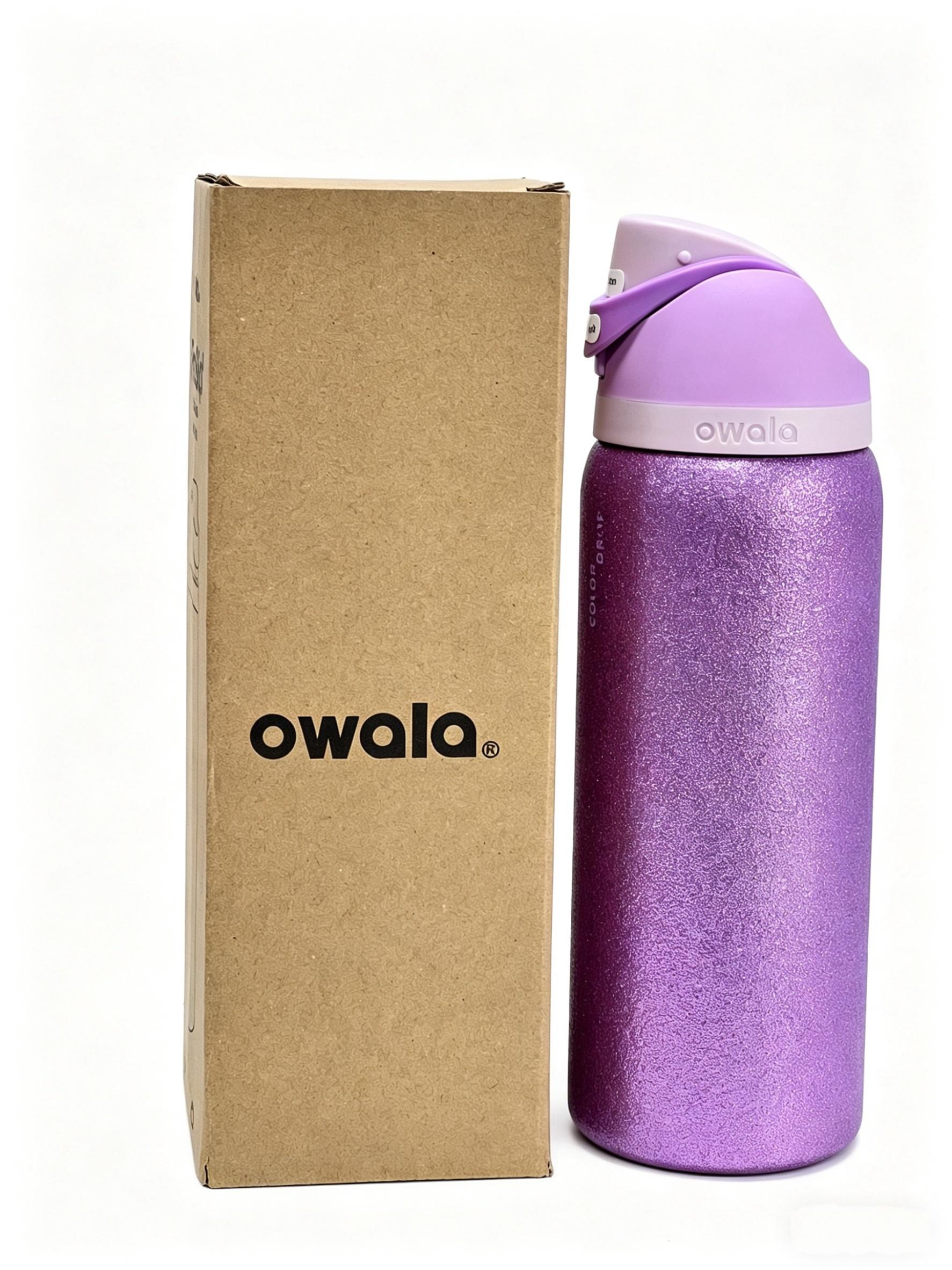 Owala 32oz commuting, sports and outdoor cup can handle both hot and cold beverages. It is practical and fashionable, and is a must-have for daily outings.