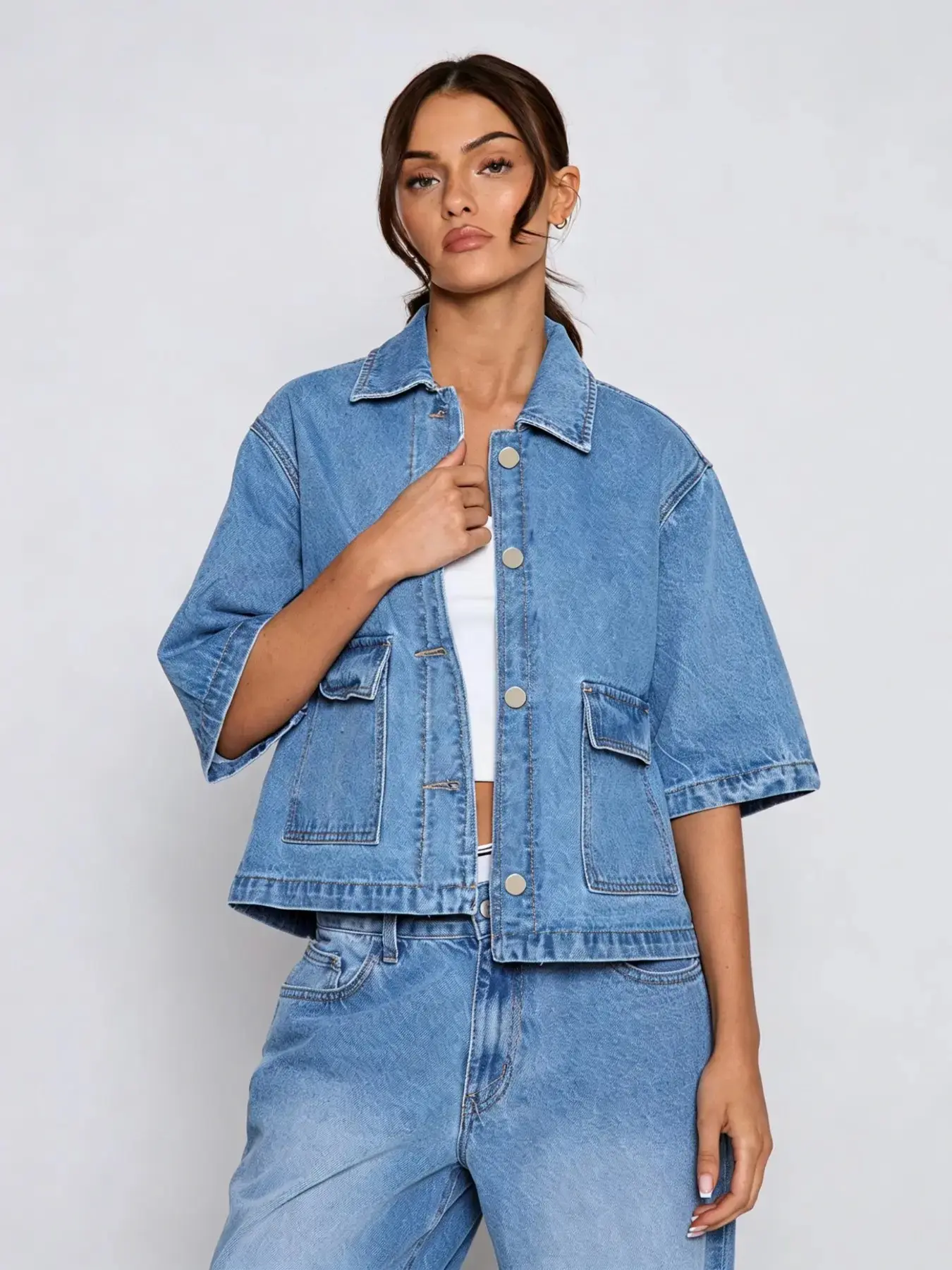 2026 New Summer Washed Short Sleeve Denim Jacket for Women, Lapel Collar, Dual Pockets, Single Button, Loose Fit, Baggy, Casual, Street Style