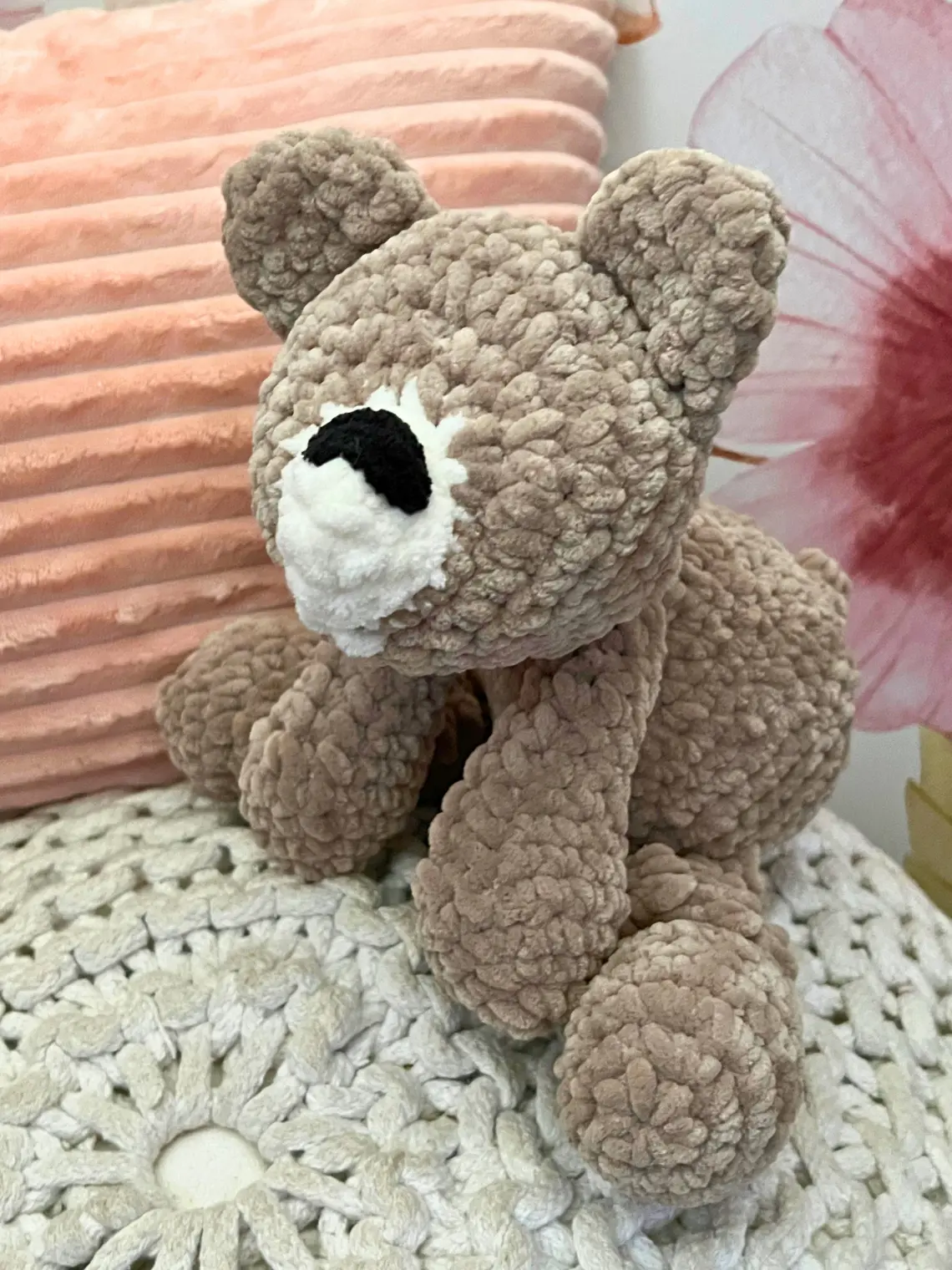 Handmade Minimalistic Crochet Bear, Soft Plush Teddy Bear, Baby Shower Gift, Nursery Decor, Customizable Amigurumi Animal, Eco-Friendly Toy