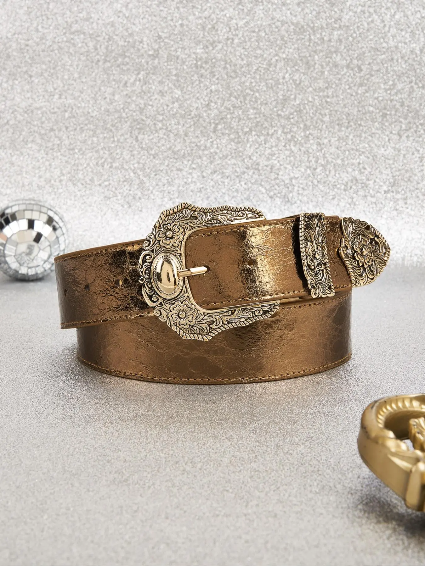 Women's Texture Metal Decorated Belt, Fashionable Floral Embossed Western Belt for Jeans, Casual Waistband for Daily Use