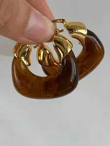 Mylady Amber-Colored European And American Retro Earrings, U-Shaped Earrings With Exaggerated Personality And Fashion Sense For Women, Unique And Premium Style Ear Studs