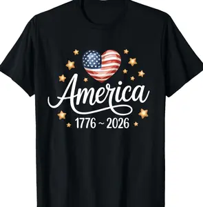 Pretty Flag Heart America 250th Anniversary 1776–2026 Patriotic T-Shirt Independence Day Graphic Tee Women & Men Trendy Gift for Patriots Short Sleeve Tees