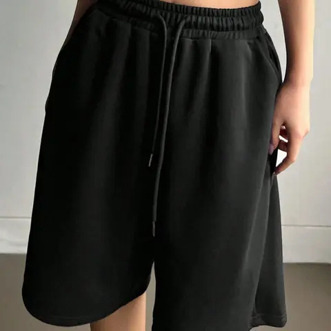 Trending Oversized Baggy Bermuda Shorts for Women, Soft French Terry Fabric, Elastic Drawstring Waist, Knee-Length Relaxed Fit, Casual Streetwear & Loungewear, Y2K Style, Versatile Daily Wear, Womenswear