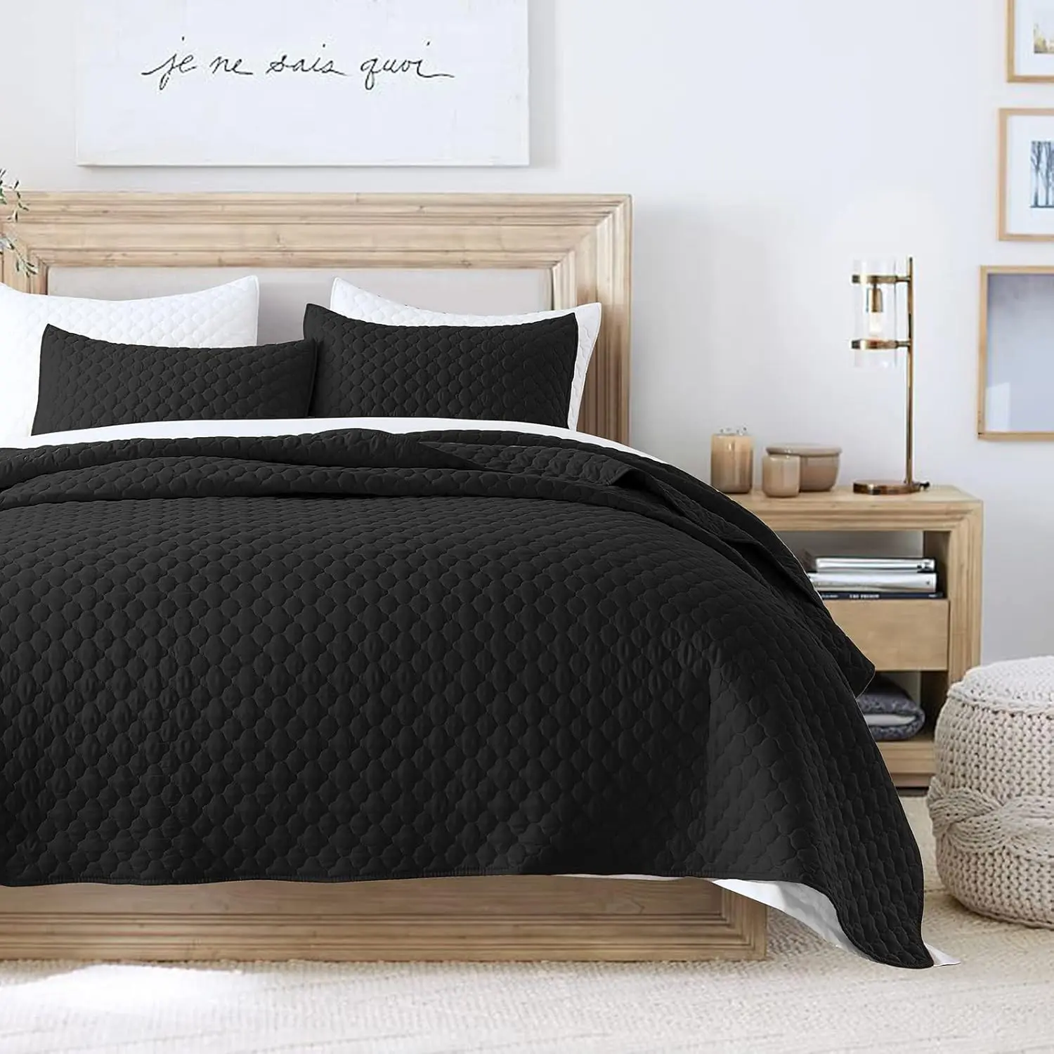 Quilt Set Twin Size, Black Bedspread with Clouds Pattern, Soft Coverlet Set Lightweight Microfiber Quilted Bedspread for All Season, Includes 1 Quilt and 1 Pillow Sham