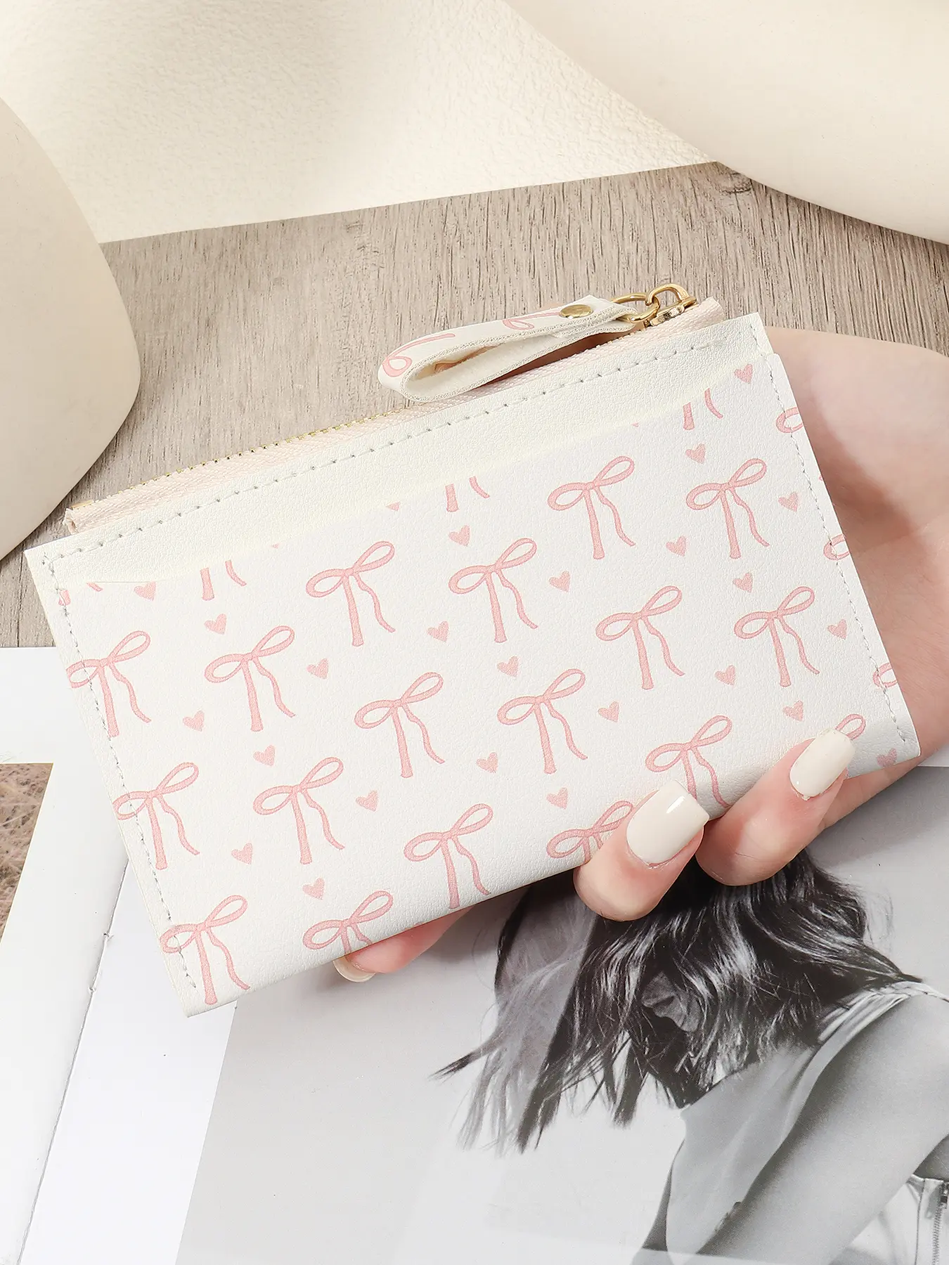 Fashionable and minimalist zipper wallet, lightweight portable small credit card holder and notepad, women's multifunctional handbag and coin wallet