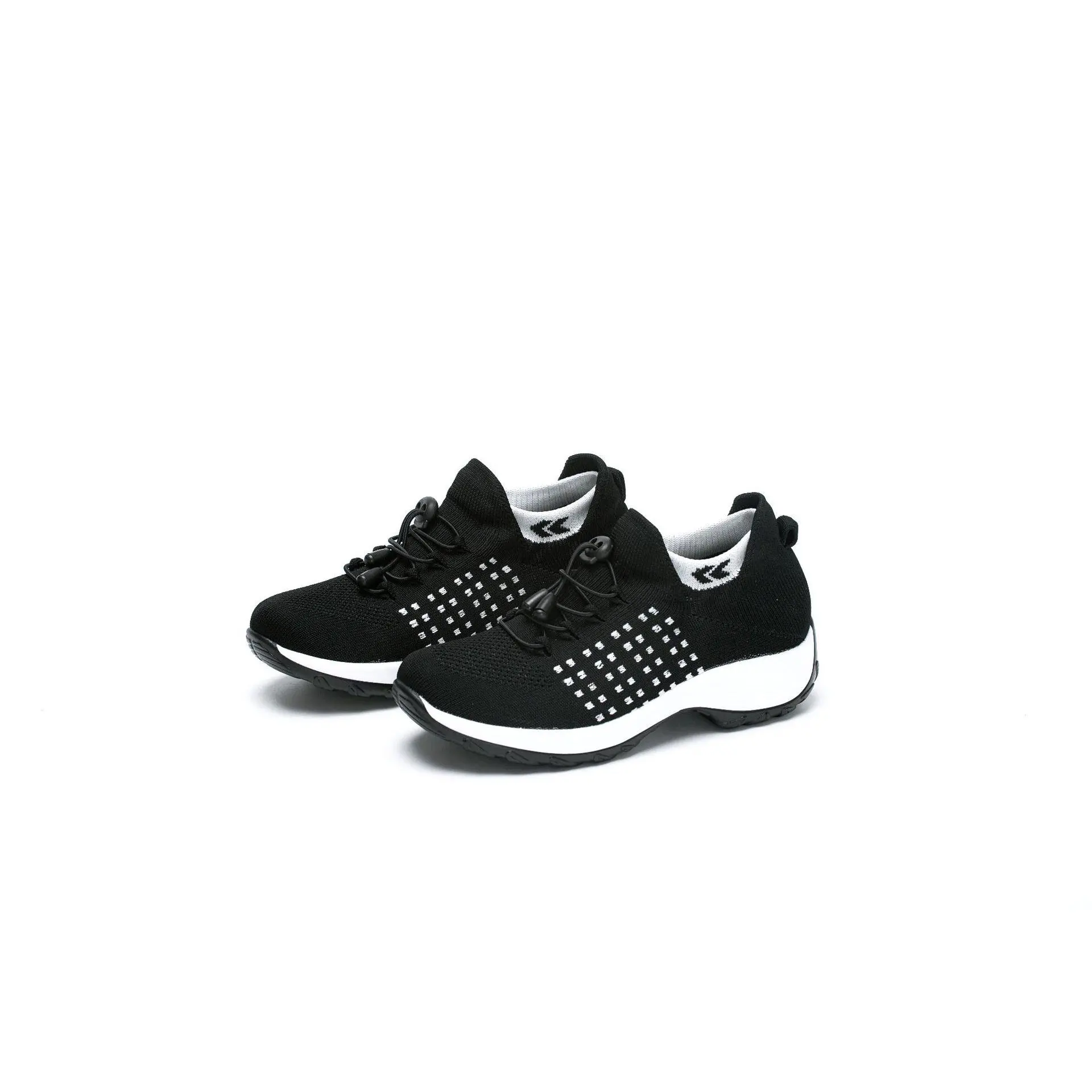 1855 Black and White