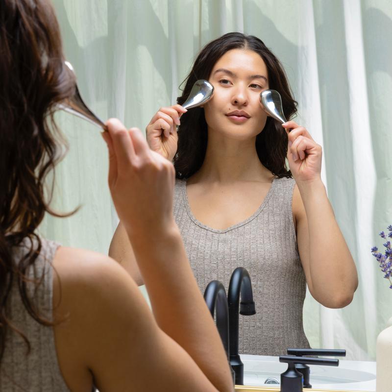 Cryo-Ice Massage Sticks, Ice Globes for Face, Facial Cooling & De-Puffing, Cryo Sticks for Redness Reduction & Skin Sculpting, M3 Naturals, 2ct