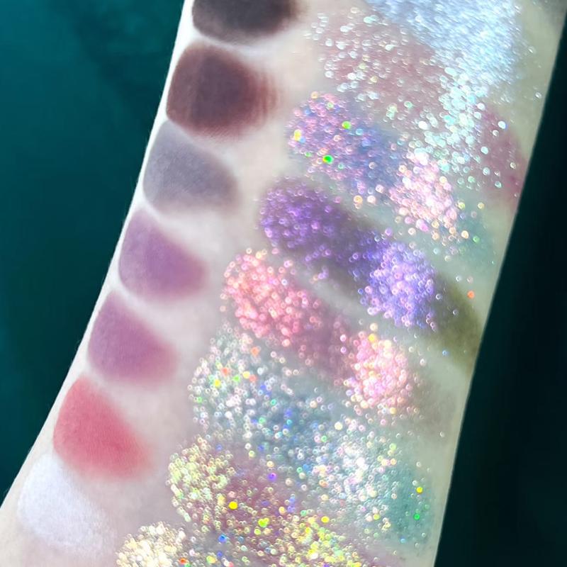 42-Color Smoky Eyeshadow Palette: Matte Shimmer&Glitter-24H Waterproof&Smudge-Proof Highly Pigmented with Natural Blurring Effect | Fine Powder No Fallout Perfect for Halloween Fall Festivities&Christmas Parties Party&Stage Must-Have Great Gift natural  ！