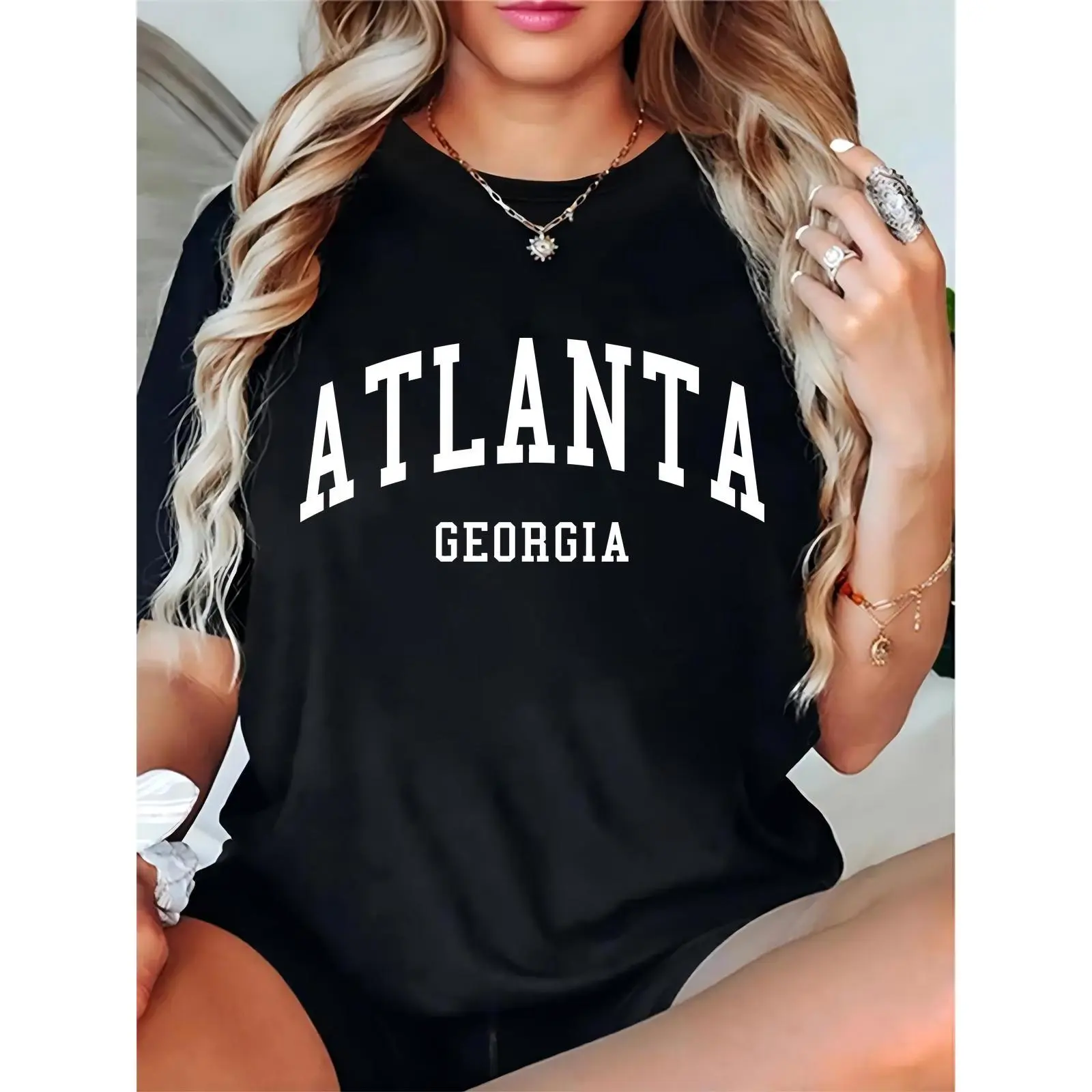Women's Black Atlanta Georgia Graphic T-Shirt, Casual City Pride Crew Neck Tee for Daily Wear, Travel & Street Style, Trendy Georgia Souvenir Top for Ladies, Essential, Day, Basic, Shortsleeve, Comfortable, Cotton, Feminine, Streetwear, Elegant, Fit, Prin