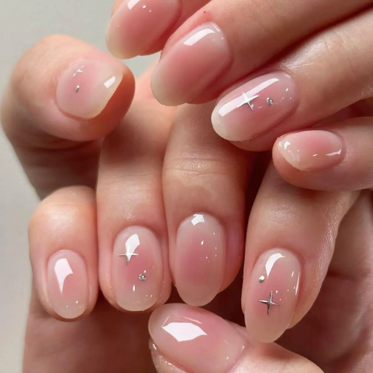24pcs Pink Almond Press on Nails Simple Fake Nails Short False Nail Artificial Tips 네일팁 Накладные Ногти Uñas Postizas Mujer