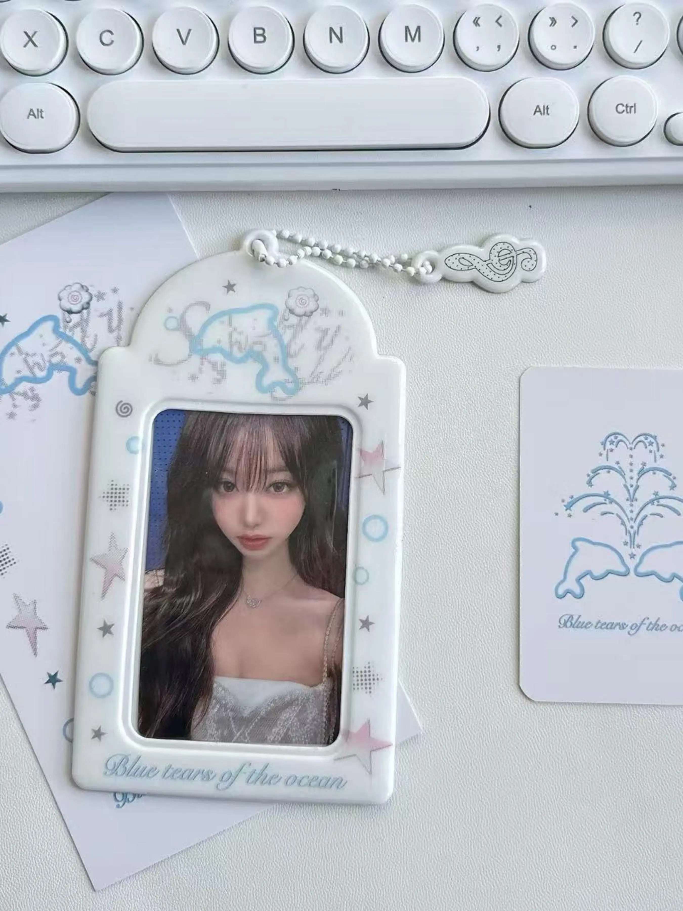 Kpop Photo Card Holder Y2K Style, Cute Keychain, Bus Card Case, ID Badge Holder & Name Tag Holder, Id Holders For Badges, Badge Accessories, PVC Material, Ideal for Fans & Students, Storage Display Bag