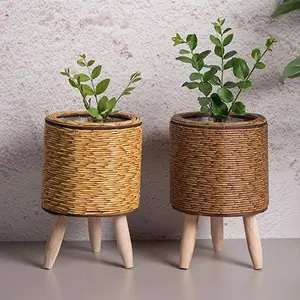 Rattan Style Plant Pot with Removable Legs