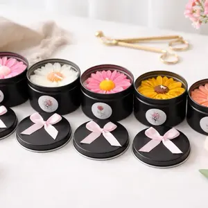 Daisy Soy Candle Handmade with Elegant Daisy Design