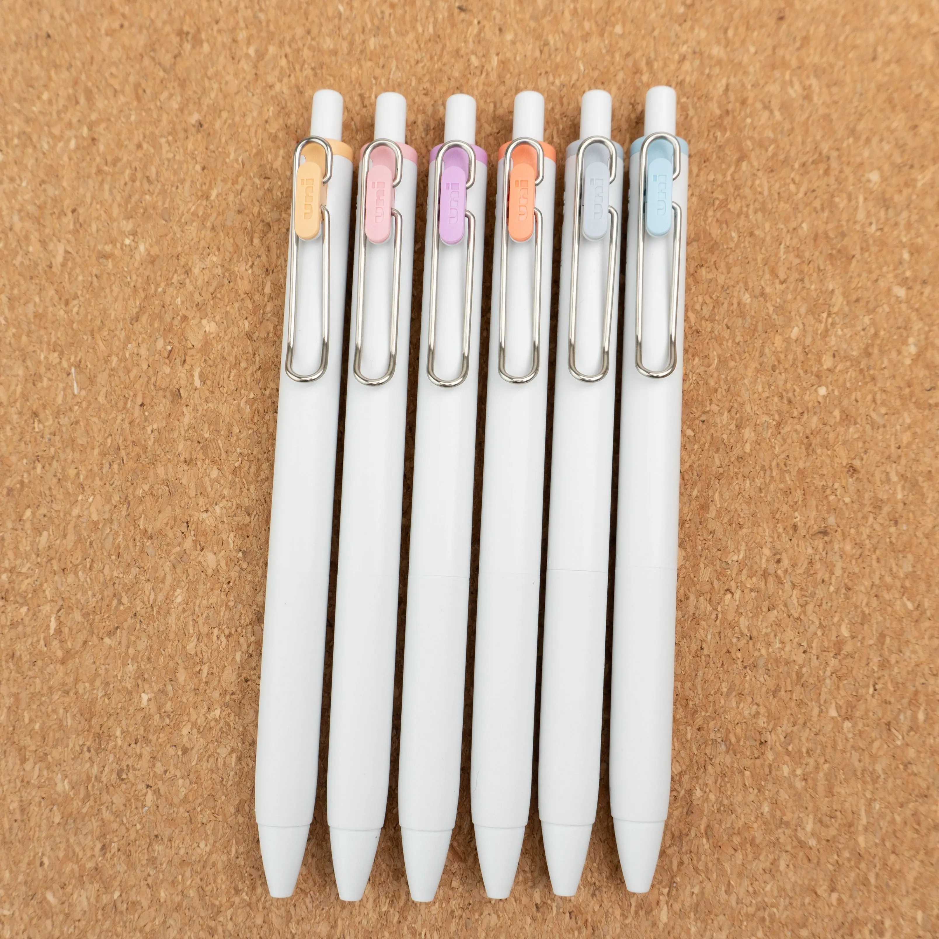Uniball One Gel Pens - Yuru Matope (0.38mm) Uniball One Gel Pens - Yuru Matope (0.38mm)