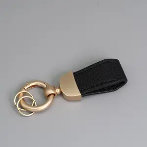 Fashionable French-style leather keychain with pearl gold decorations - an elegant black-textured car key ring suitable for couples, suitable for all vehicles, a stylish keychain | exquisite accessory | cute keychain Trendy Cute Keychain