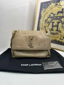 Pre-owned Yves Saint Laurent Leather Shoulder Bags Preloved YSL Niki Bag 110034