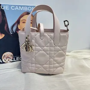 Pre-owned Dior Macrocannage quilted calfskin leather Tote Bags Small Toujours Vertical Tote Bag（53392698）