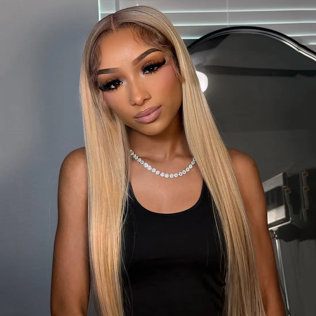 Ombre Milk Tea Blonde with Honey Brown Roots 13x6 Lace Front Human Hair Wigs for Women Ash Blonde Colored Straight Wigs 13x4 Lace Front Wigs 200 Density