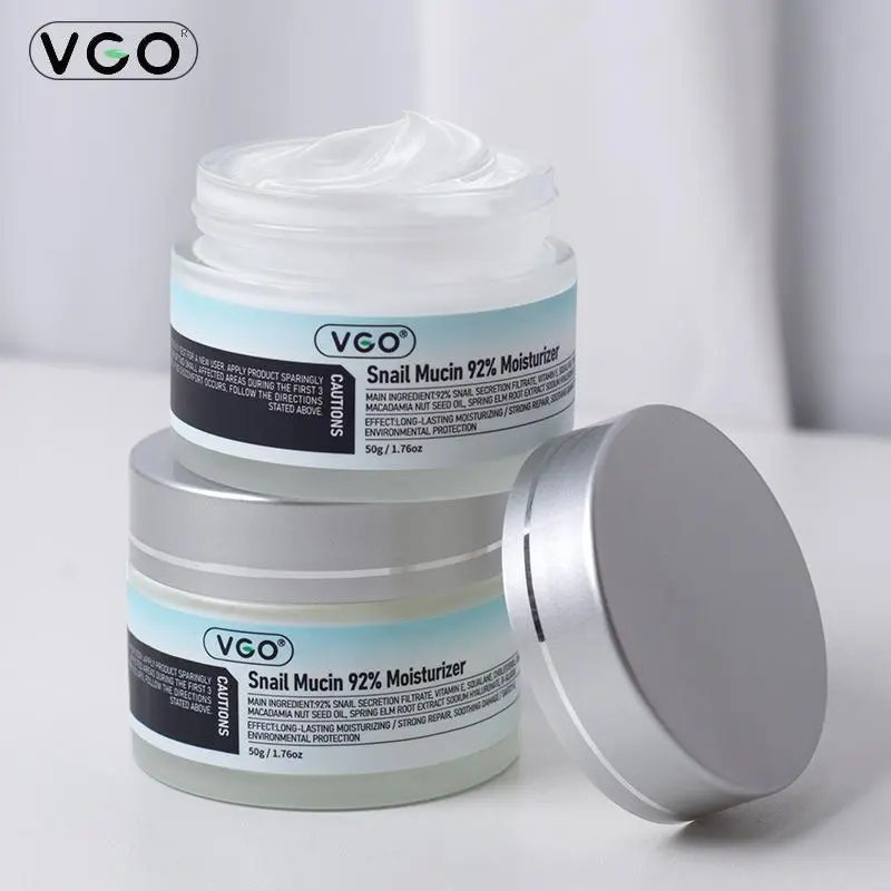 VGO 92% Snail Mucin Brightening Moisturizer 50g - Adult Daily Hydrating Gel Cream with Vitamin C Serum Essence, Charcoal for Oil Control, Pore Control, Skin Repair, Daily Moisture Nourishing, Adults, Radi