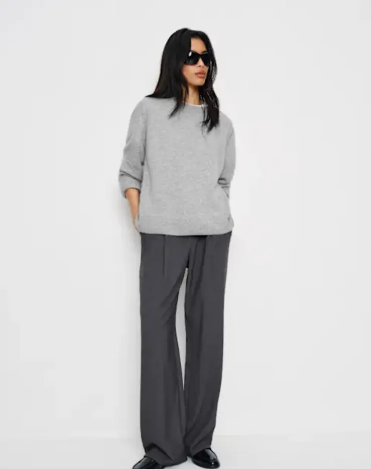 REFORMATION Cashmere Boyfriend Sweater - Granite