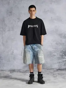 Men’s High Street Heavyweight Denim Shorts - Summer Vintage Dirty Wash Frayed Loose Straight-Leg 5 Inch Casual Cargo Jorts with Detachable Chain