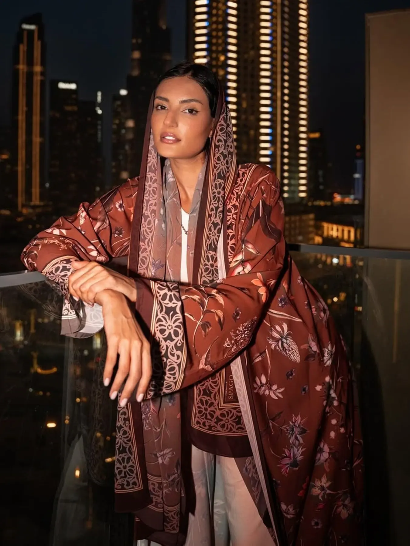Fashion Print Muslim Long Sleeve Open Front Abaya with Headscarf, Modest Muslim Outfits, Islamic Abaya Dress, Casual Abaya, Loose Fit Abaya, Loose Abayas, Ethnic-Style Patterns, All Seasons Wear, Comfortable and Stylish
