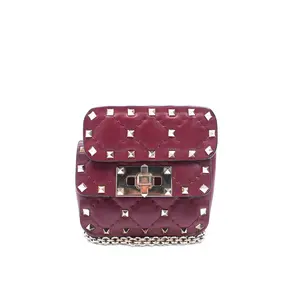Pre-owned Valentino Lambskin Shoulder Bags Rockstud Spike Red Shoulder Bag T10374041