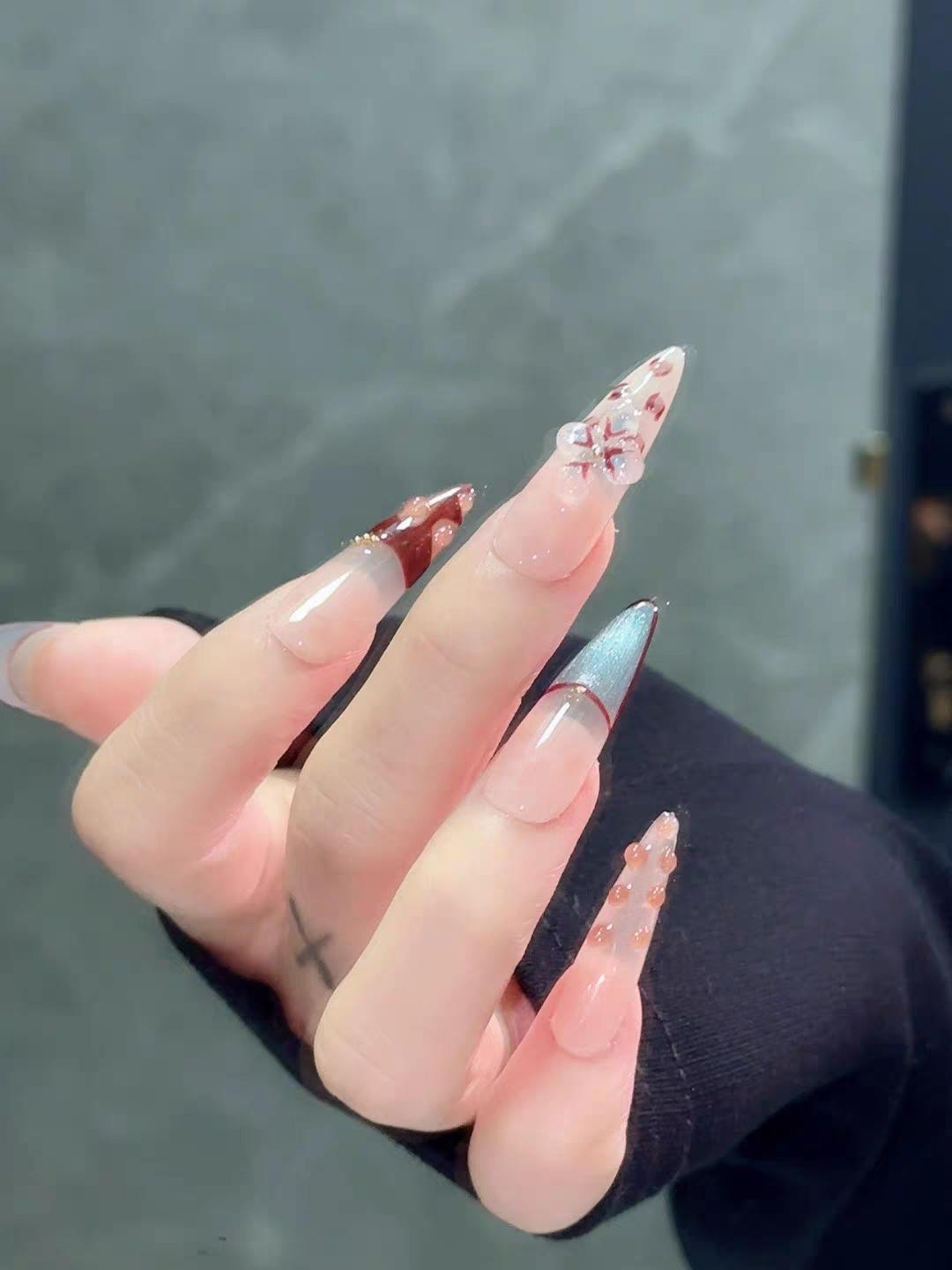 【Lucy UU】3 Styles Luxury Tropical 3D Floral Press On Nails Ocean Jellyfish Red French Silver Glitter Pink French Leopard Print Long Stiletto Shape Handmade Reusable Fake Nail For Women