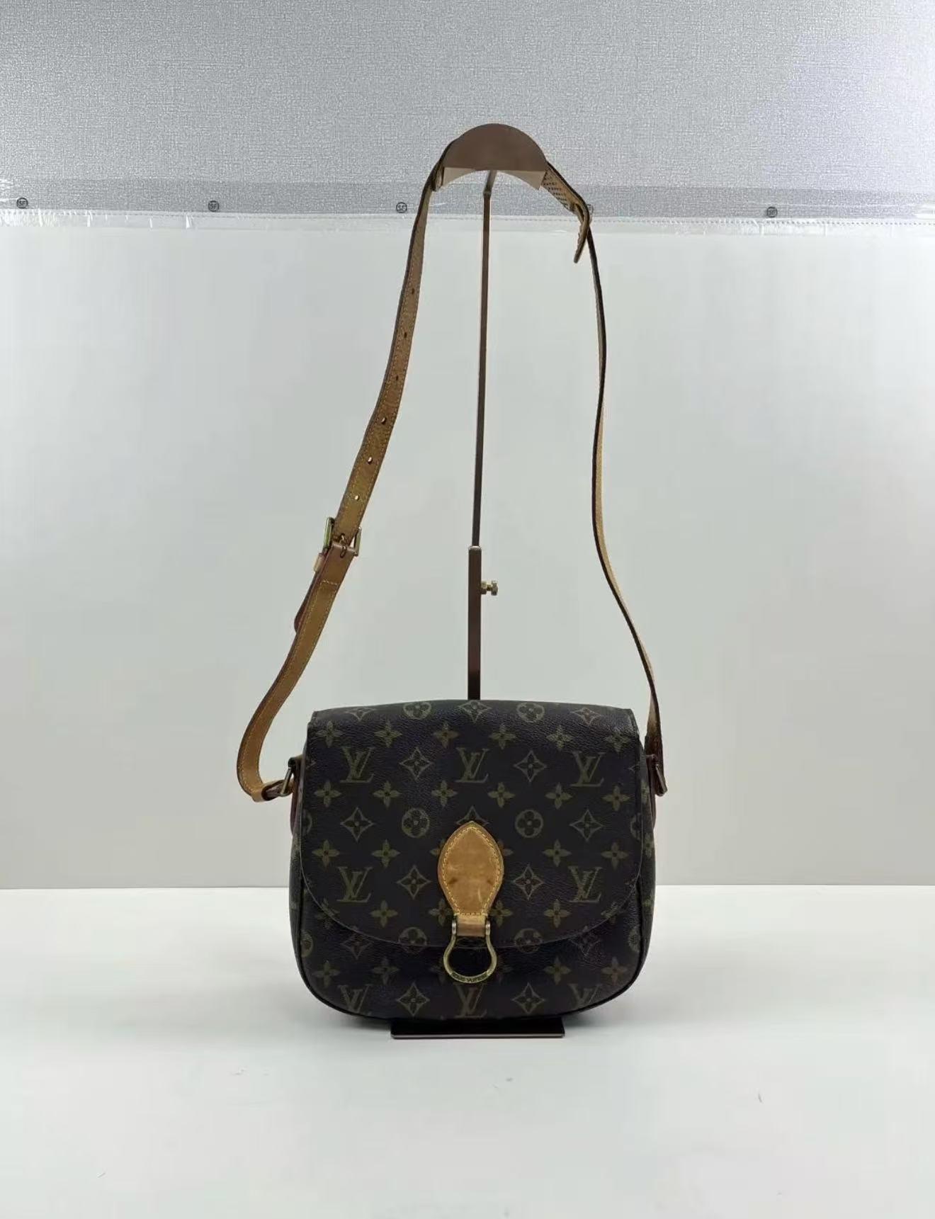 Pre-owned Louis Vuitton material Messenger Bags Saint Cloud Handbag Monogram Canvas GM by Rebag