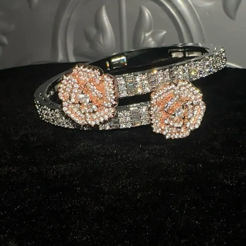 Rose Etoile - Double rose bangle bracelet