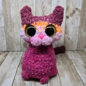 Crochet Scrappy Sitting Kitty Handmade