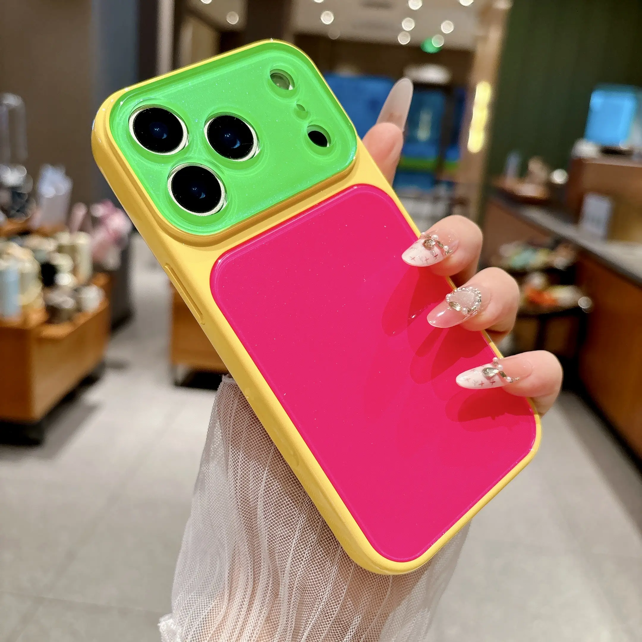 Contrast Color Multi-Model Smartphone Case for iPhone 17-13 Pro Max, iPhone Series Full Lens Cover, Handheld Cellphone Protection for iOS Devices
