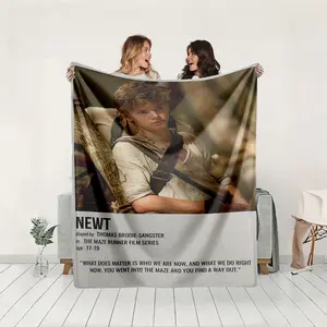1 piece Newt Character Introduction from "The Maze Runner" Movie Series themed Flannel throw blanket - Modern-style flannel blanket, suitable for sofas and beds, all-season use, super soft and comfortable, digital printing, 100% polyester material