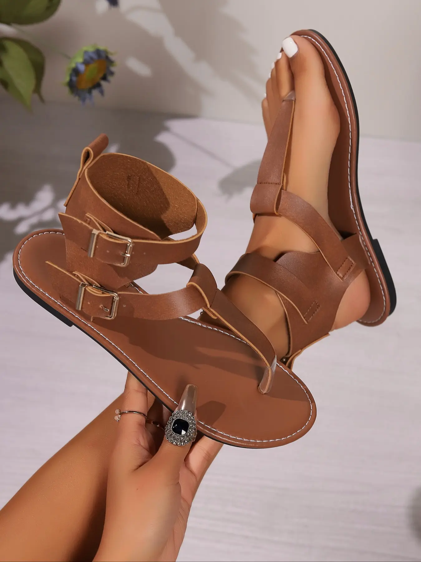 Women's Roman Style Flip Flops, Beach Vacation & Daily Wear, Fashionable PU Leather Flat Heel Sandals, Comfortable Summer Shoes, Gladiator Strappy Sandals, Flat Slides Sandals